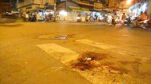 Tưởng nhầm kẻ thù, rút dao đâm chết người cứu mình