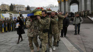 Quân ly khai tìm thấy 373 xác lính Ukraine tại sân bay Donetsk