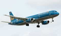 Nguyên nhân máy bay Vietnam Airlines suýt đụng máy bay khác ở Quảng Châu