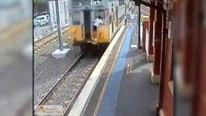 Những trò đùa chết người với tàu hỏa