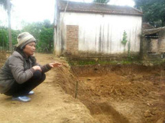 Đào móng xây nhà, phát hiện hàng loạt bộ hài cốt