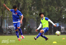 Bầu Đức chiêu mộ xong trung vệ thép U23 Việt Nam