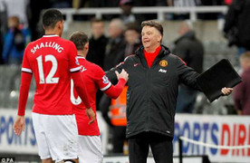 Man Utd tìm đường thoát số phận cay đắng