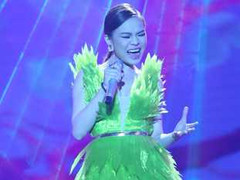 Giang Hồng Ngọc sexy khoe đôi dài chân thẳng tắp