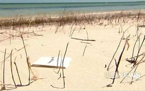 Phát hiện manh mối MH370 trôi dạt ở bờ biển