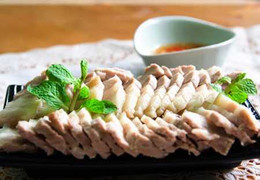 Mẹo hay để luộc thịt lợn thơm ngon, hấp dẫn