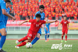 HLV Miura: Dù gì Công Phượng cũng chơi tốt