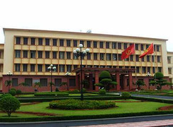 Quảng Ninh lập đường dây nóng xử cán bộ uống rượu, bia trong giờ làm việc