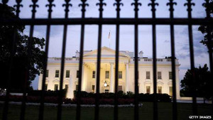 Nhà Trắng nhận được bom thư chứa chất độc Cyanua