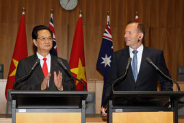 Việt Nam - Australia cảnh cáo việc đơn phương dùng vũ lực ở Biển Đông