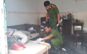 'Đại ca' bị 'đàn em' dùng ổ khóa đập vào đầu tử vong