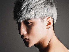 Sơn Tùng M-TP mang hit lên sân khấu The Remix