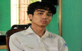 'Ngáo đá', cháu dùng ghế đập đầu bà nội tử vong