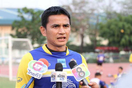 HLV Kiatisak: Tôi không biết gì về Công Phượng