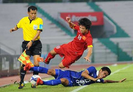 Công Phượng mờ nhạt, U23 Việt Nam thua đau U23 Thái Lan