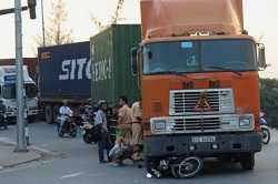 Clip: 10 'điểm đen' chết người ở Sài Gòn