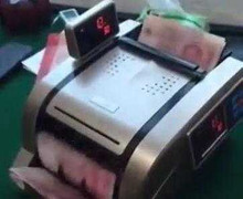 Clip lật tẩy thủ đoạn trộm tiền của máy đếm