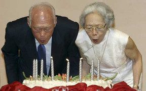 Đọc lại lời từ biệt của Lý Quang Diệu dành cho vợ