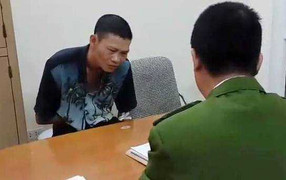 Hà Nội: Giải cứu người phụ nữ bị khống chế trong khu tập thể