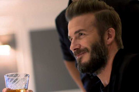 Beckham tung video bữa tiệc mời Hà Hồ, Tóc Tiên