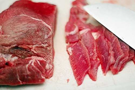 Cách để thái mọi loại thịt đều đẹp mắt