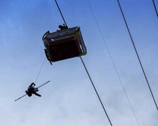 Tarzan - nghề độc lạ ít ai ngờ ở rừng Bà Nà