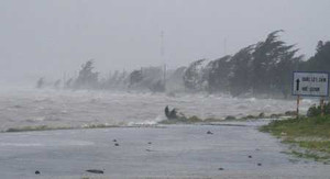 Bắc Bộ tạnh ráo, Trung Bộ mưa lớn trên diện rộng