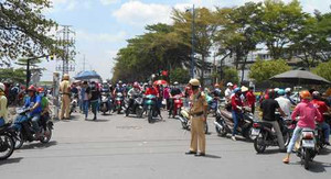 Đình công ở công ty TNHH PouYuen Việt Nam: Nhiều người bị điện giật