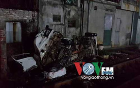 Tàu hỏa đâm nát ô tô, 1 người chết tại chỗ