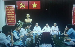 Đình công ở Công ty PouYuen Việt Nam: TP.HCM họp báo khẩn