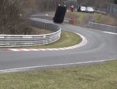 Chết người trên đường thử xe xịn nhất châu Âu