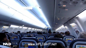 Clip: Máy bay Thái Lan hỏng động cơ, hành khách trào máu mũi