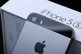 iPhone 5S hàng mới ế ẩm