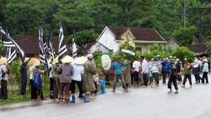 Hỗn chiến tại đám tang, một người bị chém chết