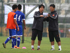 HLV Miura và nỗi khổ 'một nách hai con'