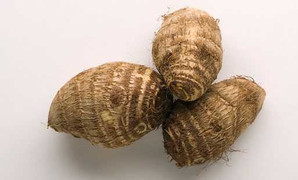 Mẹo hay giúp gọt khoai sọ không bị ngứa