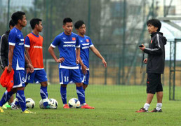 HLV Miura không quan tâm chỉ trích, lý giải trận thua đau đớn Malaysia