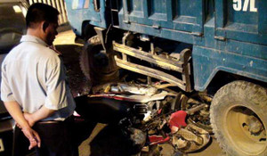 Xe ben gây tai nạn kinh hoàng trong đêm