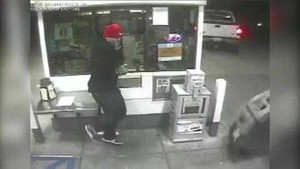 Sốc với thủ đoạn tinh vi trộm cây ATM