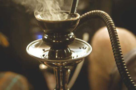 Hút shisha có hại gấp 100 lần thuốc lá
