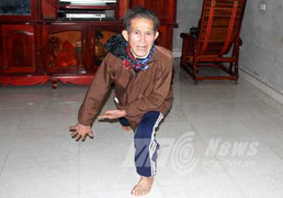 'Dị nhân' ở Hà Nội: Ăn như hổ đói, làm như trâu mộng