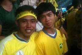 Cổ vũ SLNA, Công Phượng khiến bầu Đức 'tím mặt'