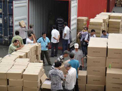 Phát hiện 'tổng kho hàng lậu' tiếp giáp sân bay Tân Sơn Nhất