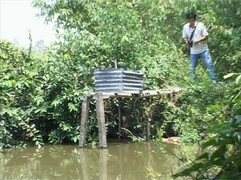 Phát hiện thi thể một phụ nữ 60 tuổi dưới ao