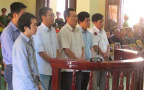 Xử nhóm công an dùng nhục hình ở Phú Yên: Có hay không chuyện 'thí tốt'?