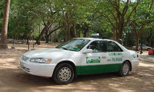 Hàng trăm cảnh sát truy đuổi tên cướp taxi Mai Linh