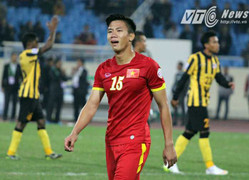 HLV Lê Thụy Hải tiếc cho ngôi sao SLNA, nghi ngờ Quả bóng vàng 2014