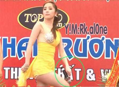 Những pha rơi mic lộ hát nhép phì cười của Quỳnh Nga, Thu Thuỷ