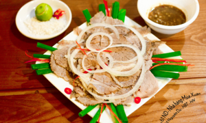 Bò nhúng dấm thơm ngon đặc biệt cho ngày 30/4