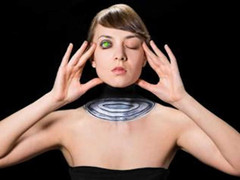 Nghệ thuật vẽ tranh ảo ảnh giống thực đến không tưởng